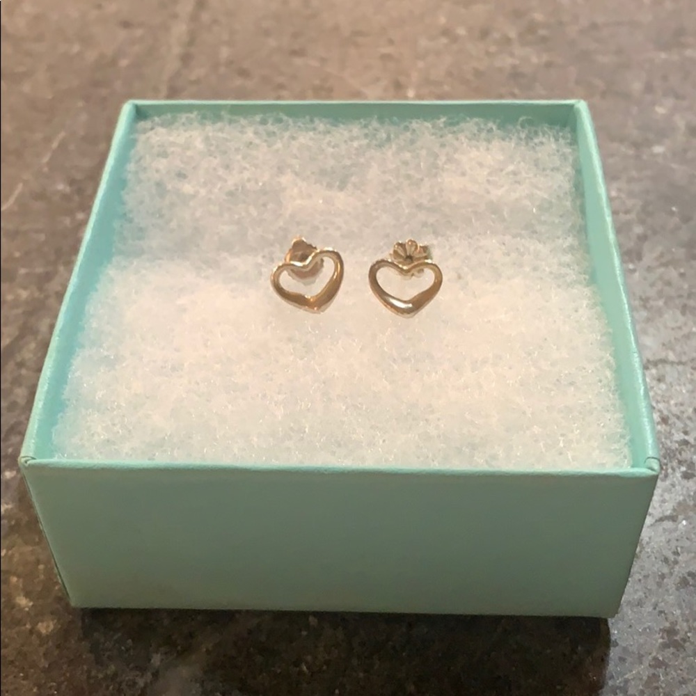 Elsa Peretti open heart earrings